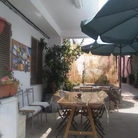 Domu De Tuni Ampio Monolocale Con Cucina E 4 Posti Letto *